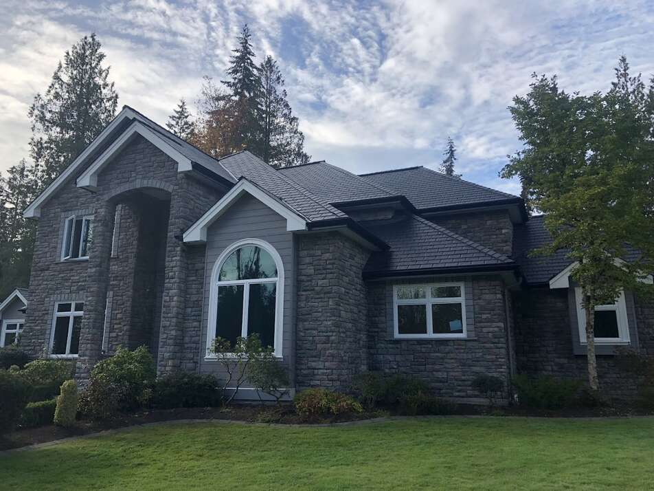 Stunning home with Enviroslate Onyx Black roofing